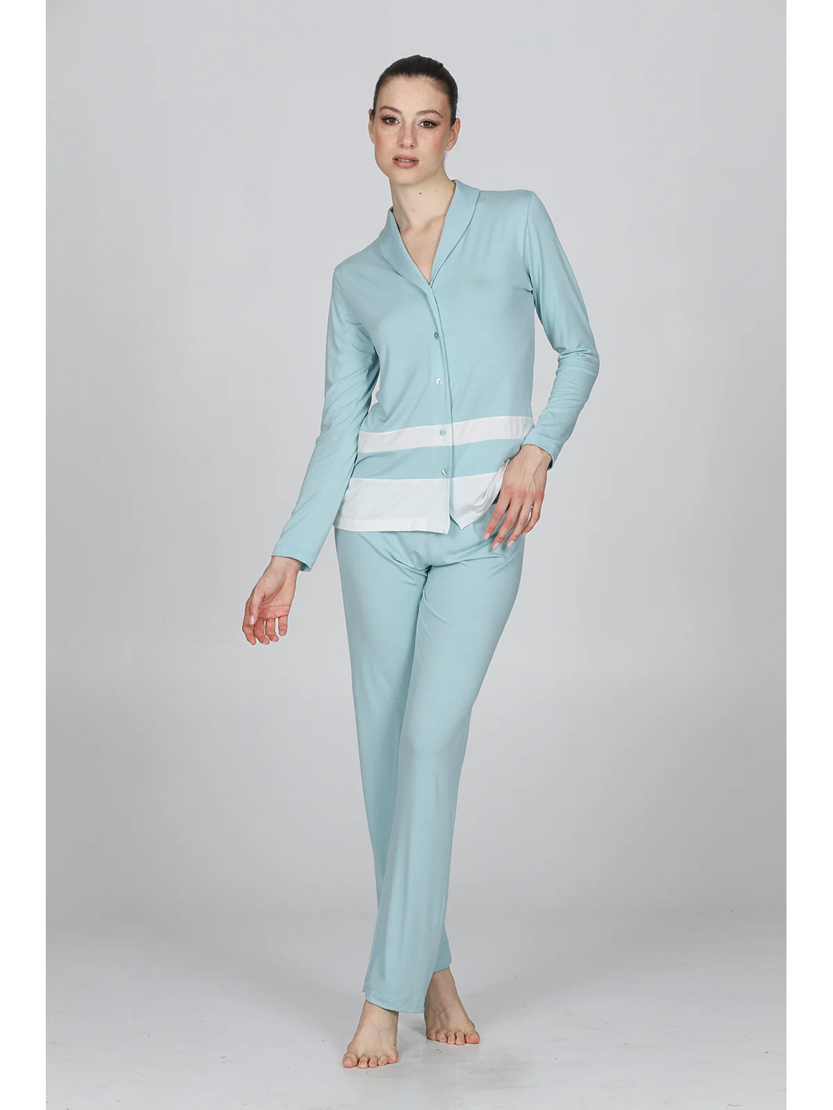 Pigiama con colletto in morbida viscosa - immagine 7